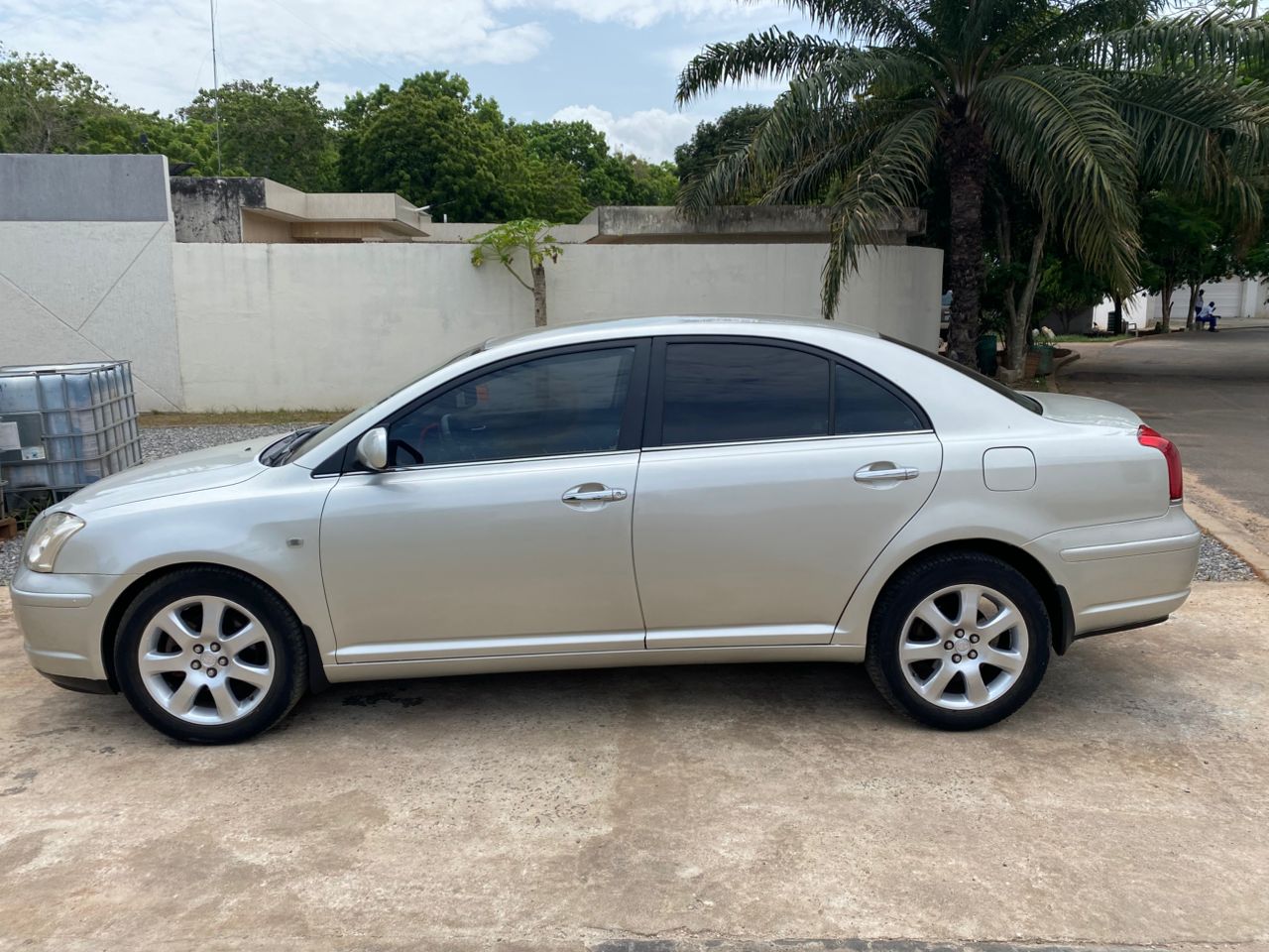 Toyota Avensis 2005 - Vue supplémentaire