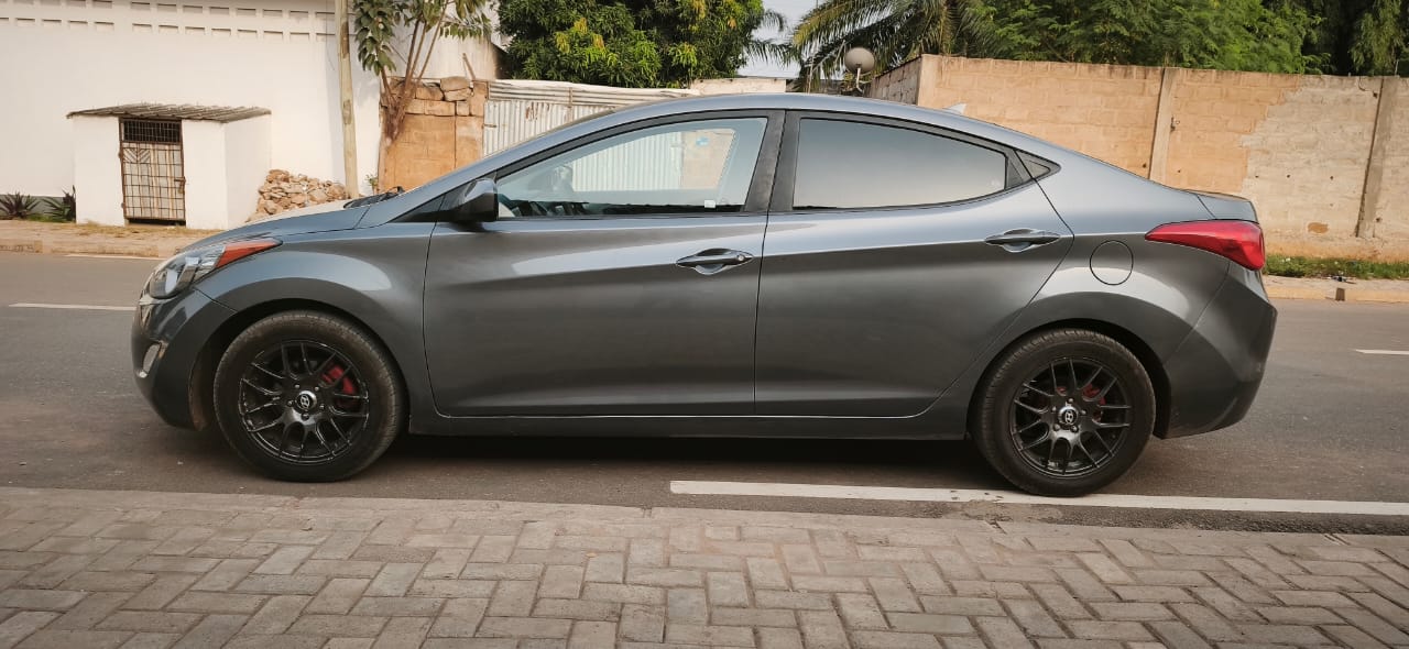 HYUNDAI ELANTRA 2013 - Vue supplémentaire