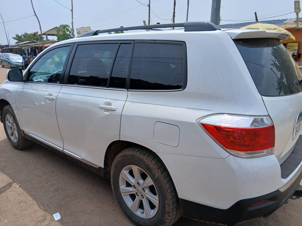 TOYOTA HIGHLANDER 2013 - Vue supplémentaire